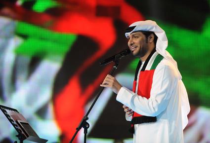 منصور زايد يحتفل بين أبوظبي ودبي باليوم الوطني الـ41